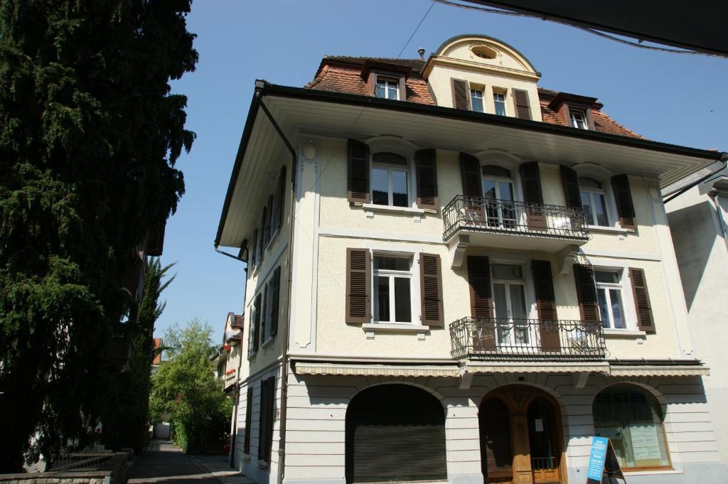 Swiss Holidays Apartment Rosenstrasse 10 Интерлакен Екстериор снимка