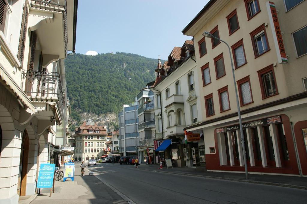 Swiss Holidays Apartment Rosenstrasse 10 Интерлакен Екстериор снимка